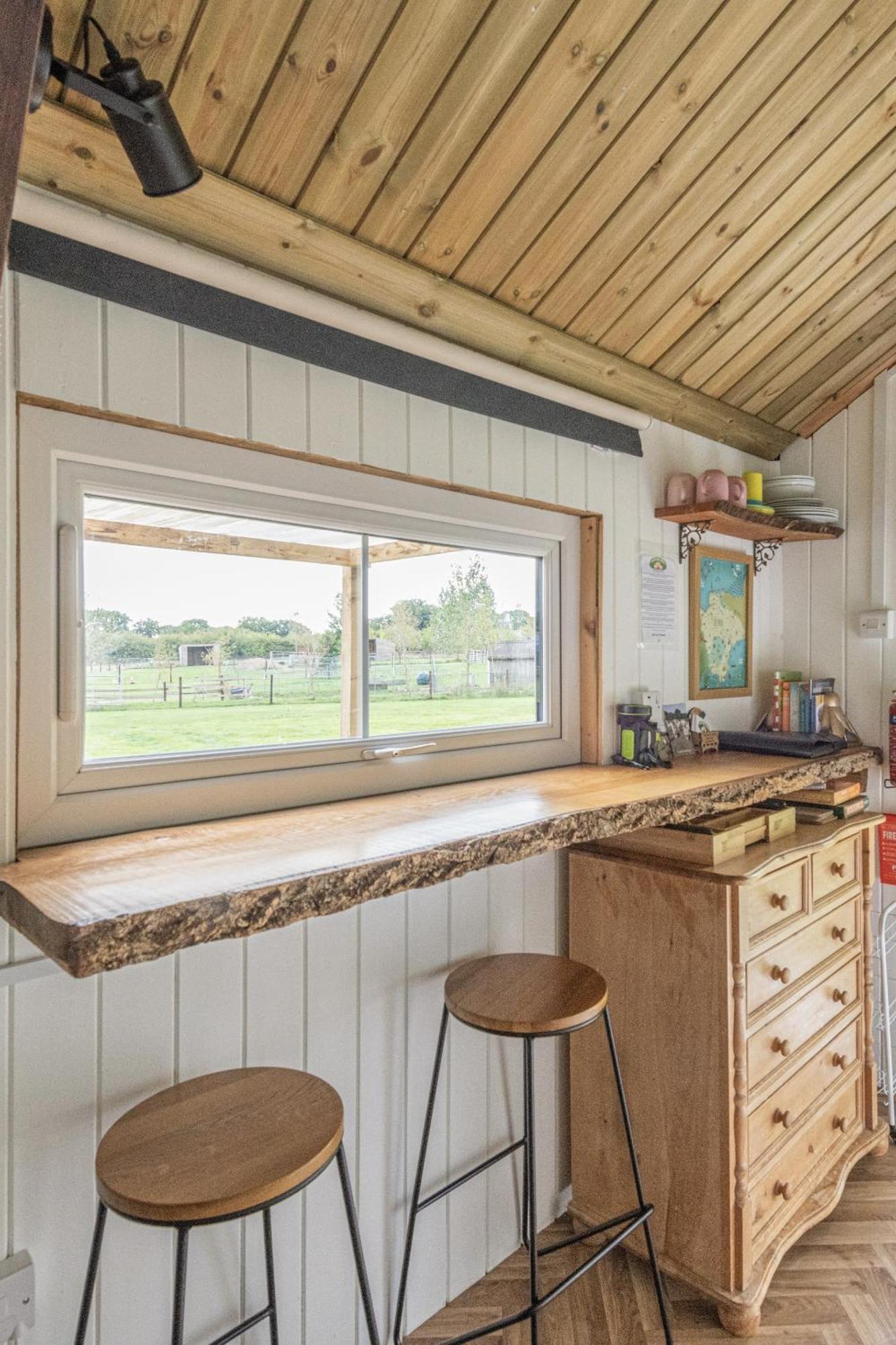 Дом отдыха Dartmoor Reach Alpaca Farm Heated 5 Mins Drive To Dartmoor Бови-Трейси